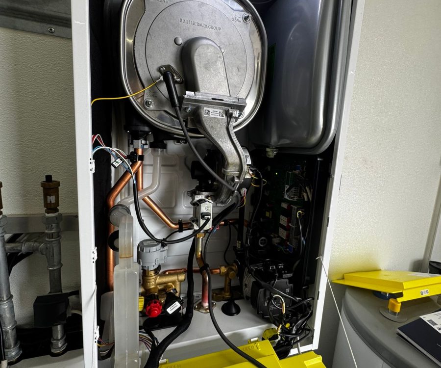 04a8847f-7596-4c4f-b2bf-61008e743631