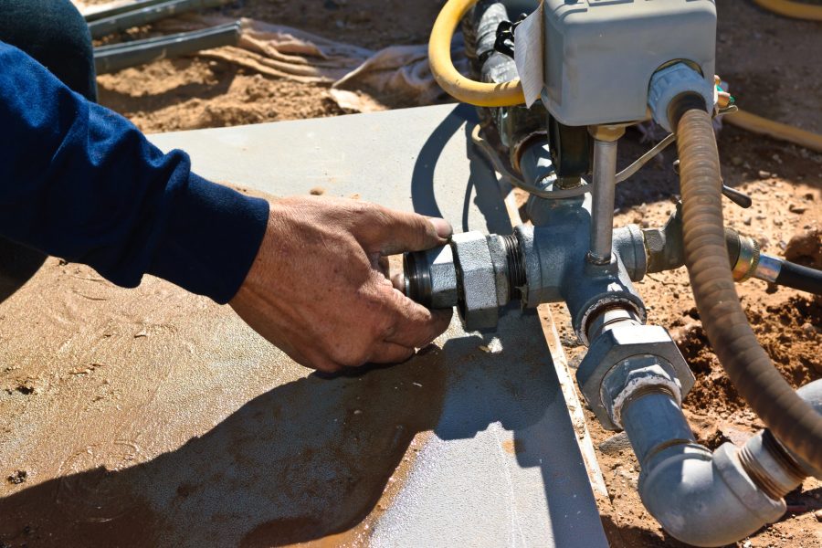 a-new-pipe-fitting-being-screwed-onto-a-waterline-2026-01-11-09-57-32-utc